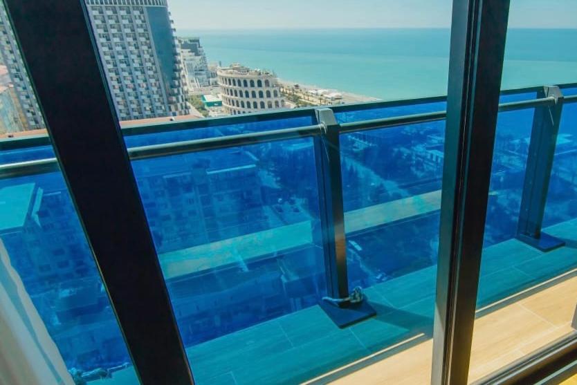 Lovely Orbi City Sea View Batoumi Extérieur photo
